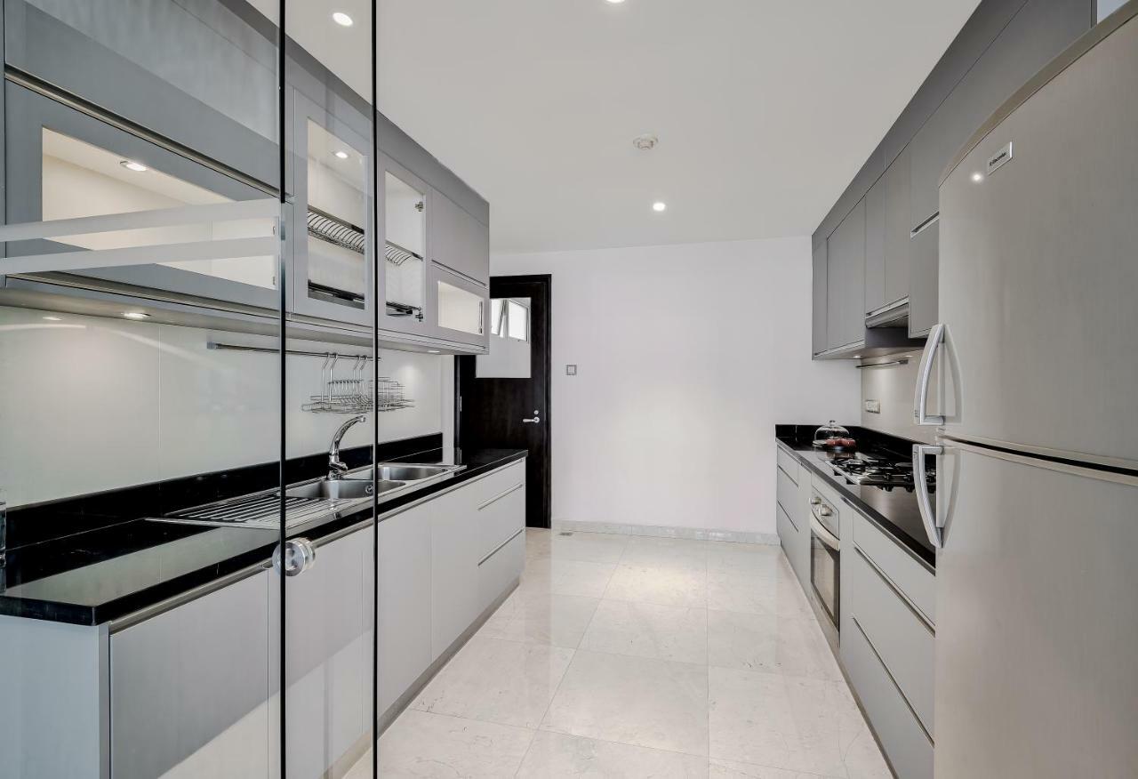 Blue Arch - Luxury Serviced Apartment In Central Saigon Ho Chi Minh City Exterior photo