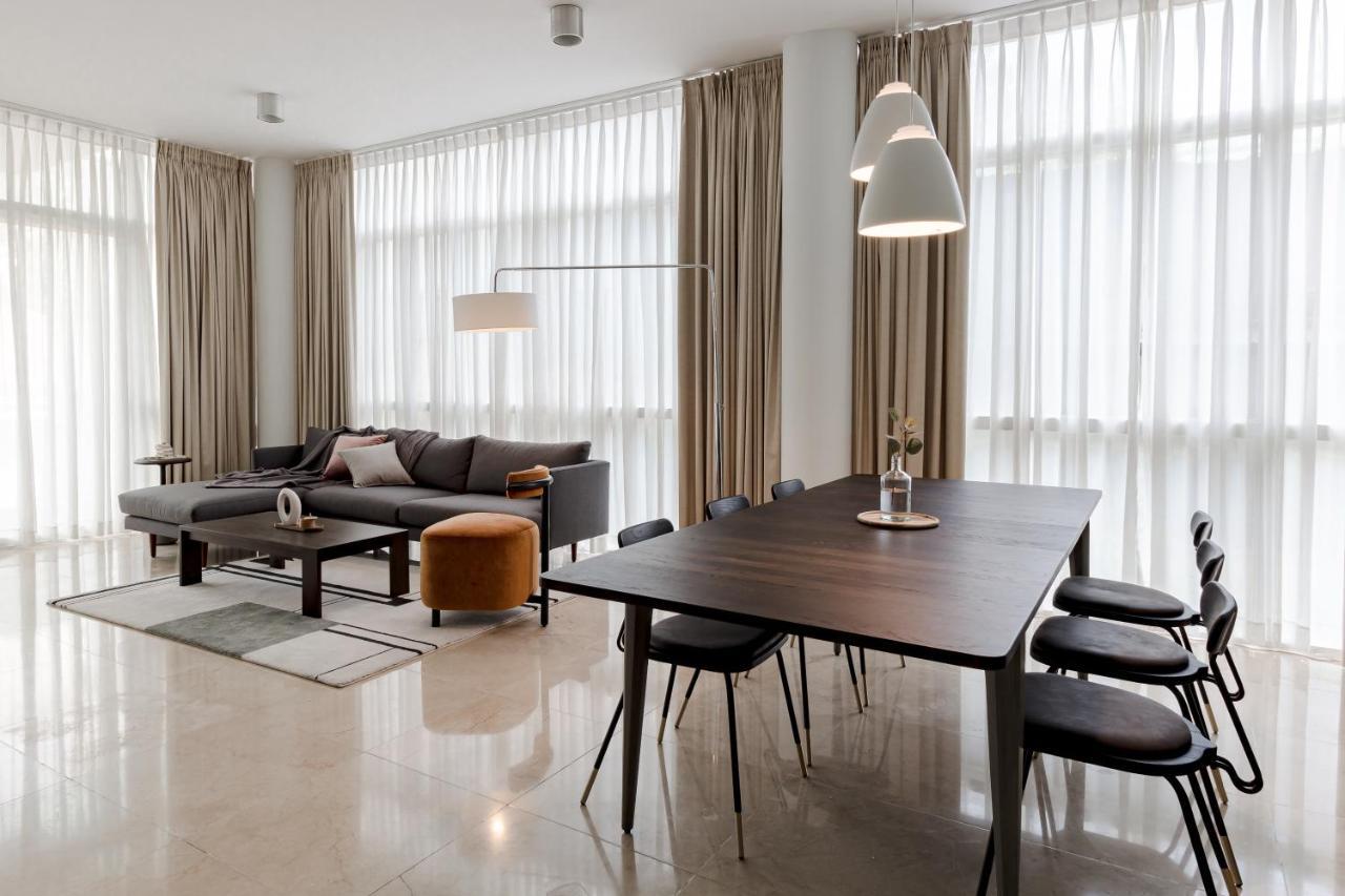 Blue Arch - Luxury Serviced Apartment In Central Saigon Ho Chi Minh City Exterior photo