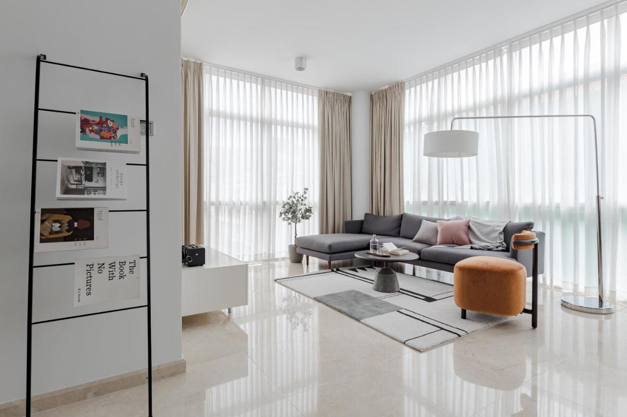 Blue Arch - Luxury Serviced Apartment In Central Saigon Ho Chi Minh City Exterior photo
